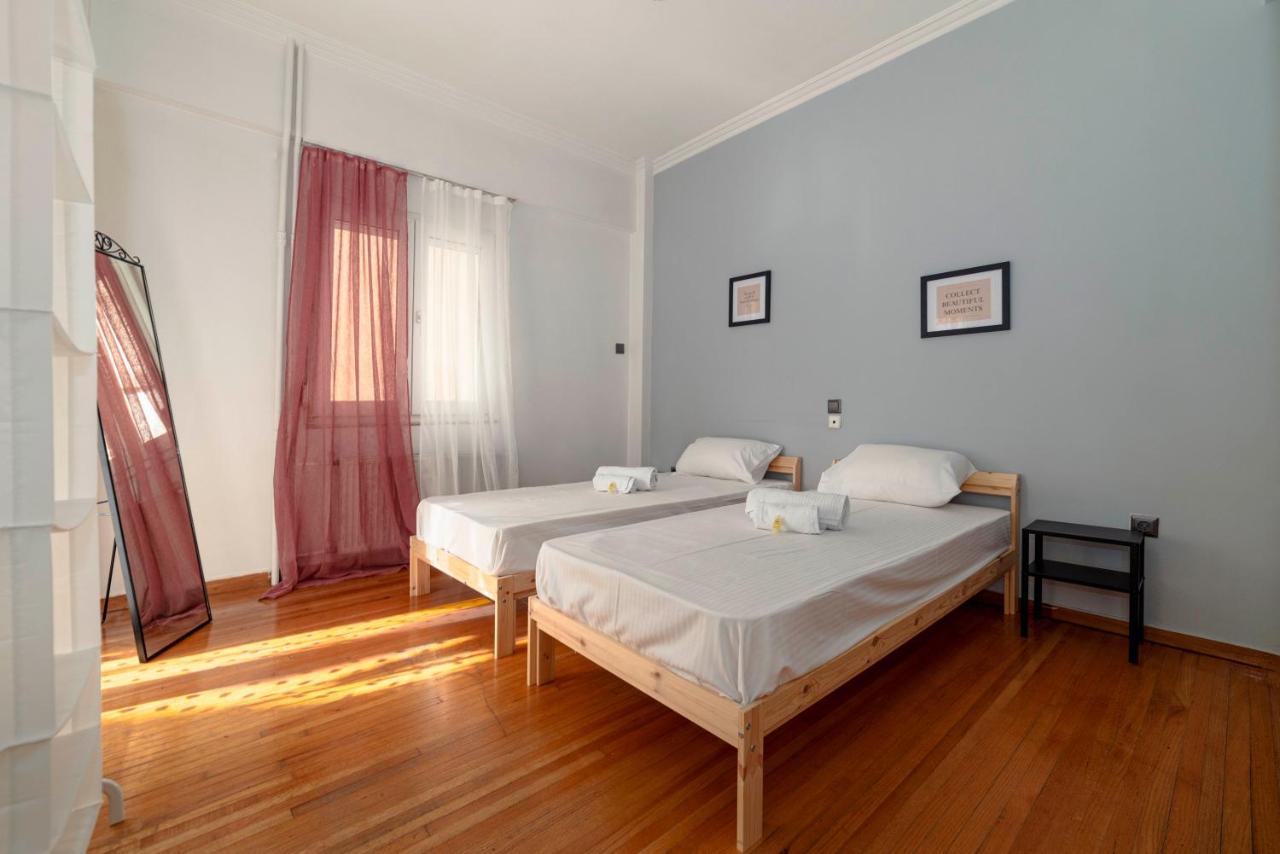 Spacious 2Bd Apartment Next To Athens Archeological Museum Exterior photo
