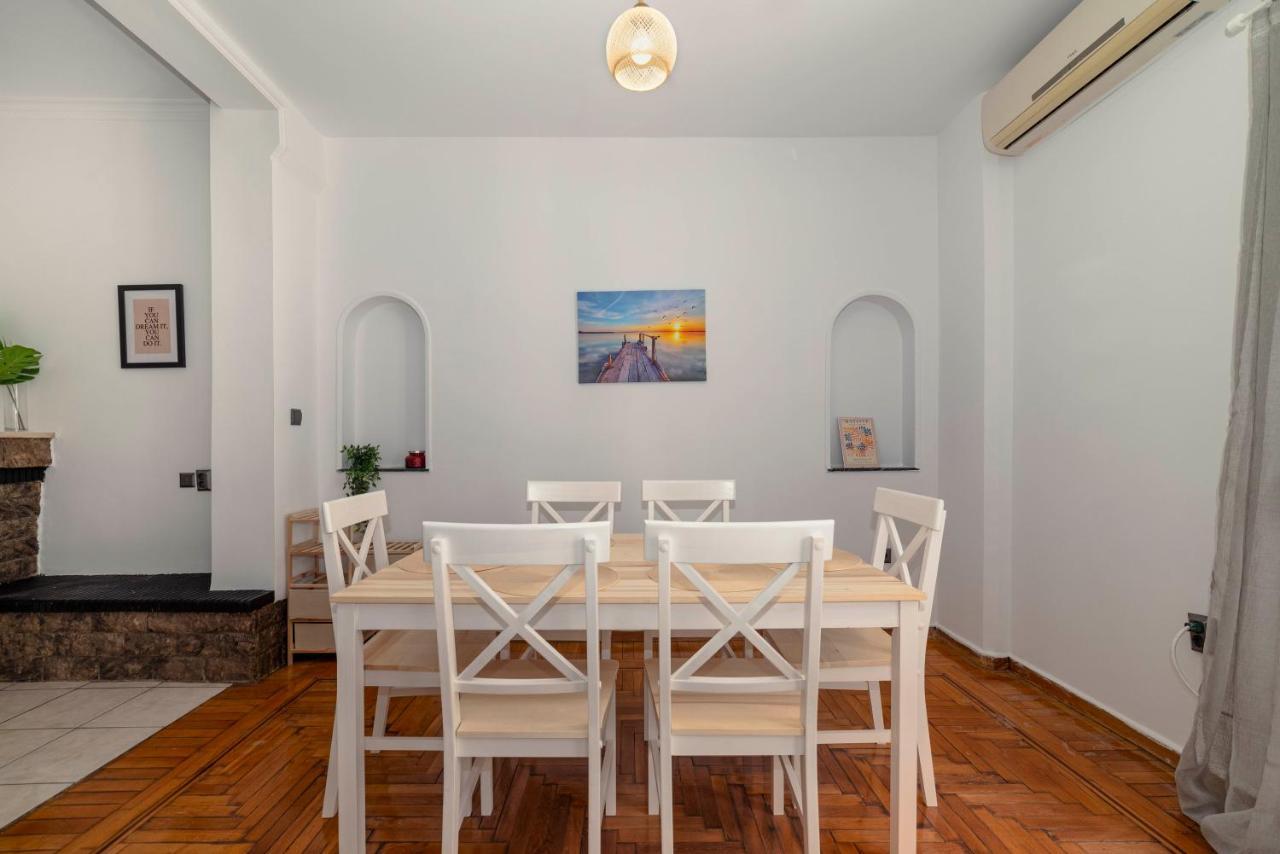 Spacious 2Bd Apartment Next To Athens Archeological Museum Exterior photo