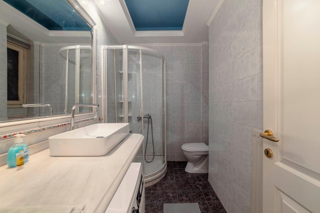 Spacious 2Bd Apartment Next To Athens Archeological Museum Exterior photo